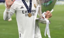 ريال مدريد يعلن رحيل داني كارفخال نهاية الموسم الجاري.